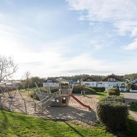Hébergement de vacances Seepark Seerose 9 *